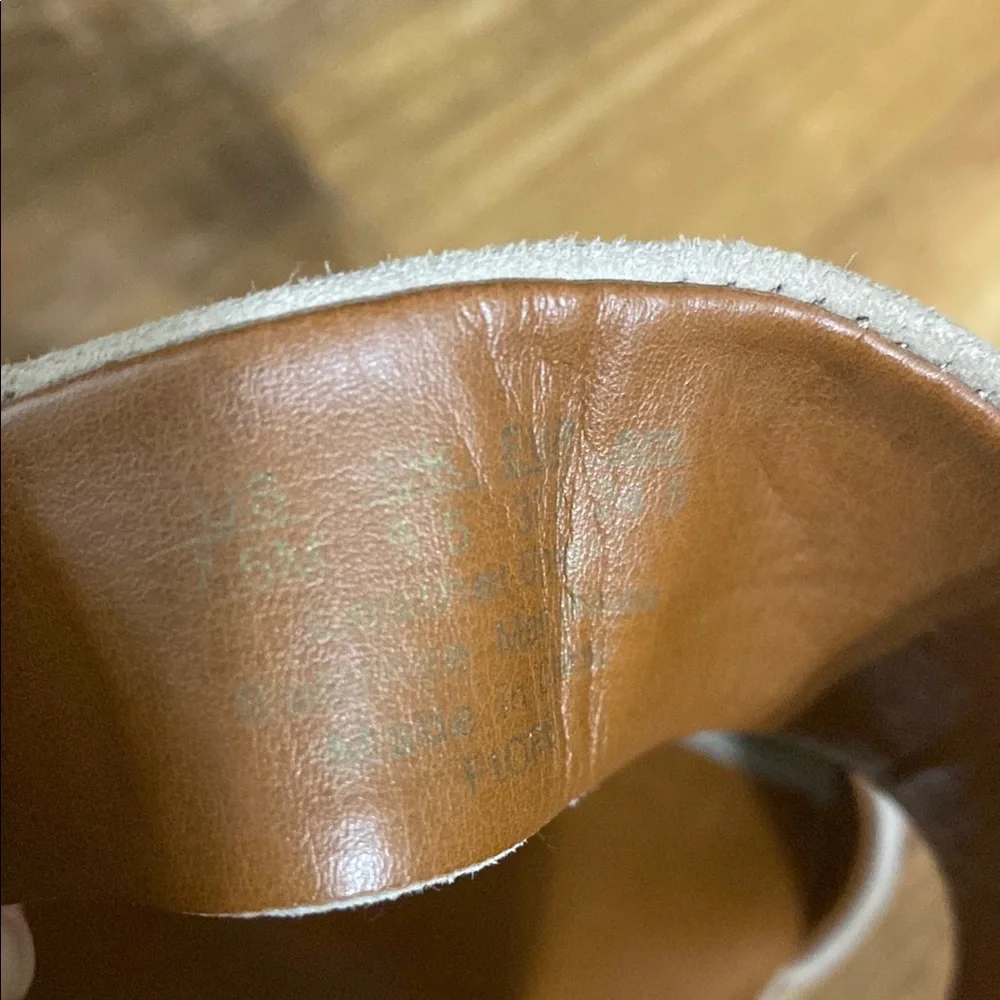 Franco Sarto Fiore beige Suede Wedges Slip On Comfort Leather sandals size 7.5
